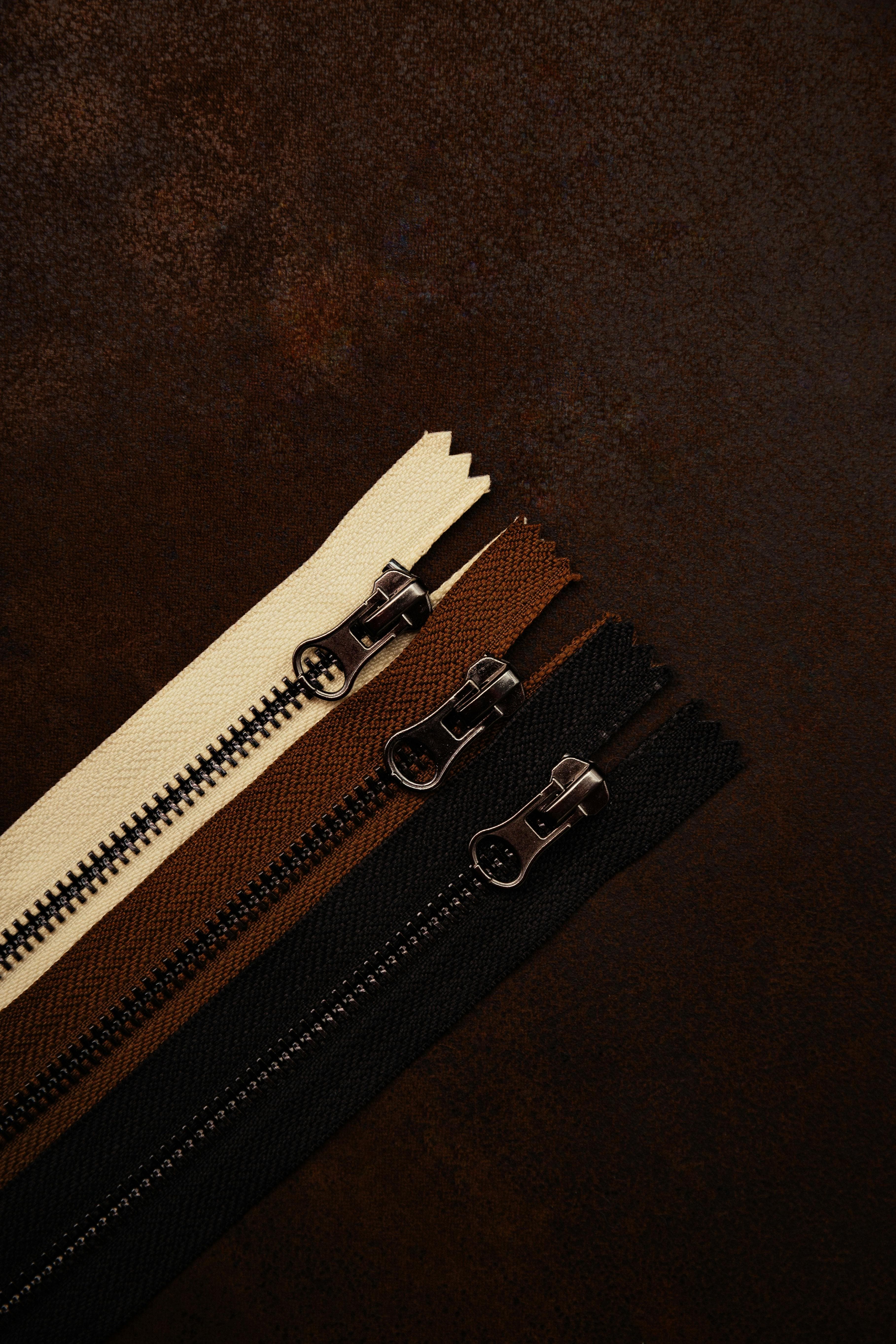 Customised zipper sliders